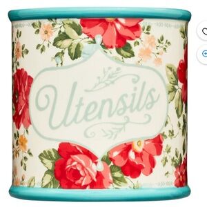 Pioneer woman utensil holder